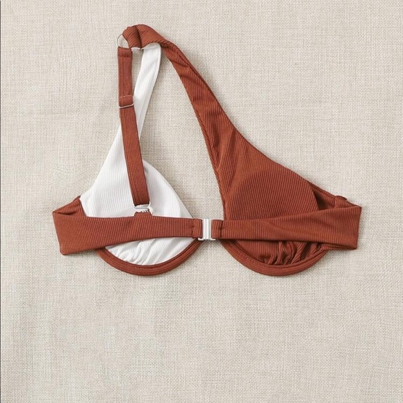 Rib Underwire One Shoulder Bikini Top - Picture 2 of 4